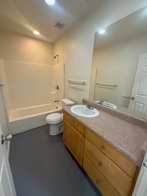 MM: E 24th St 1021 #1-2 - 1 — Photo 2