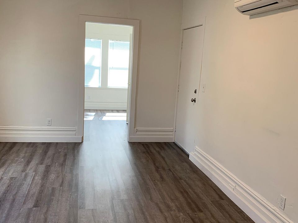 Living room with view to bedroom