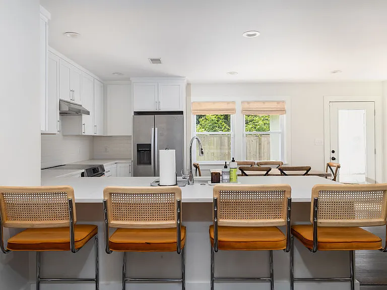 1495 Mataoka St — Photo 9