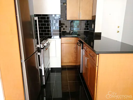 Rented by City Connections Realty | media 21