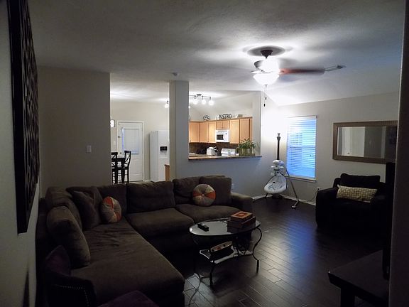 3rd image of 2910 Meridian Bay Ln