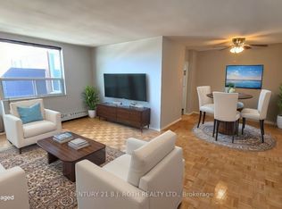 98 Holgate St #405, Barrie, ON L4N 2T9