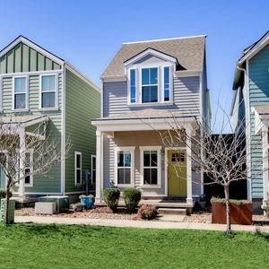 442 SW B St, Bentonville, AR, 72712