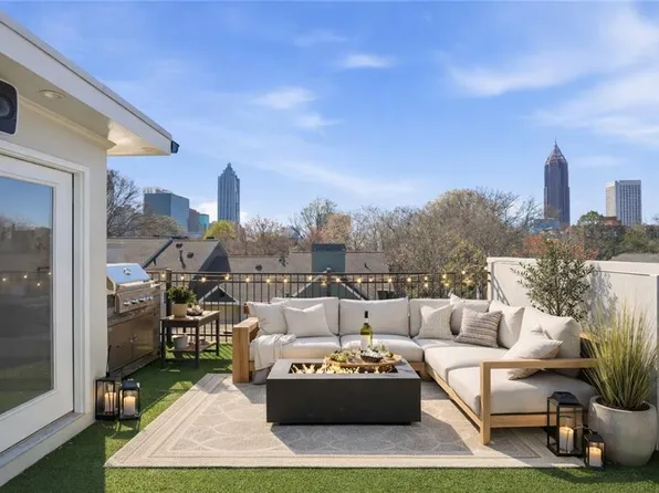 353 Brownstones Cir NE, Atlanta, GA 30312