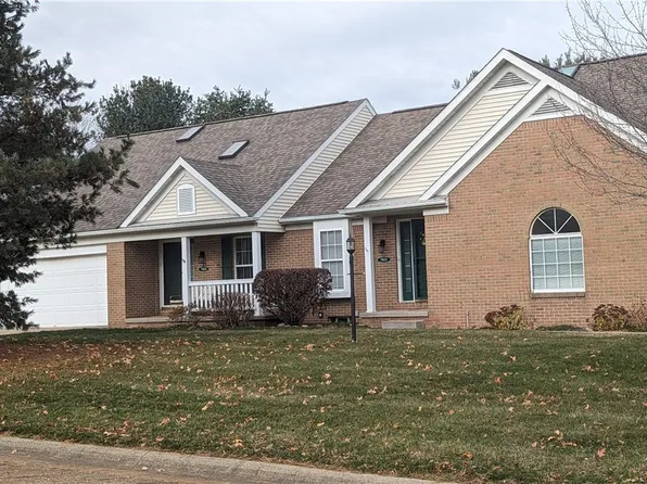7822 Vanderbilt Dr NW, North Canton, OH 44720