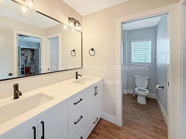 8423 W Brooks Dr — Photo 20