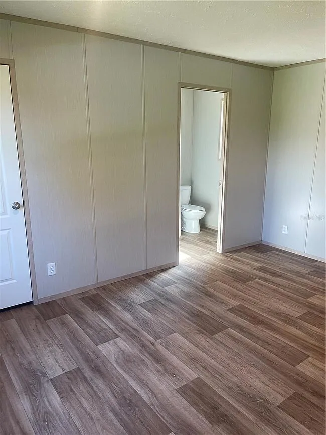 2 bed, 896 sqft, $2,600 — Photo 1