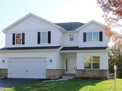 715 Fox Trail Ter, Cary, IL, 60013