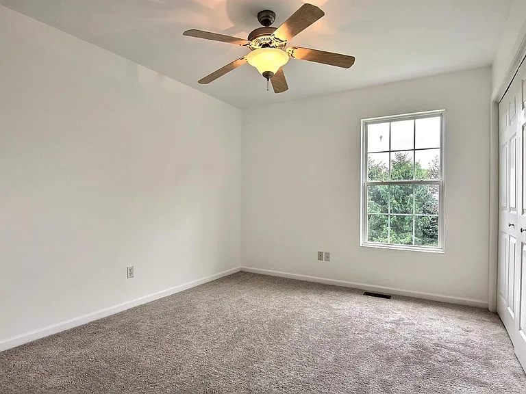 1200 Emma Ct — Photo 13