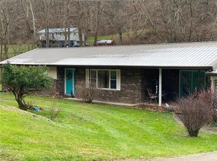 2558 Scary Creek Rd, Scott Depot, WV 25560