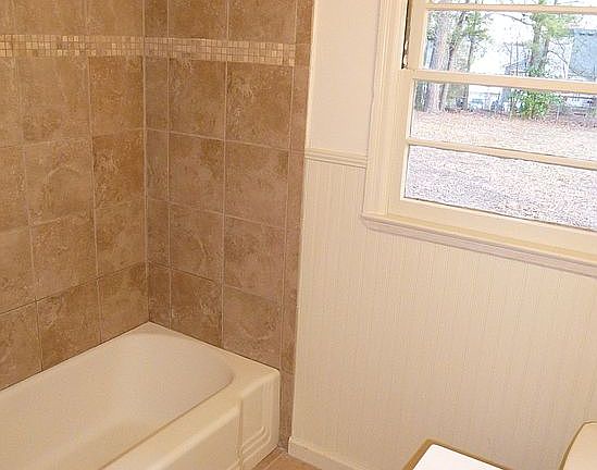 4th image of 1921 Austell Cir