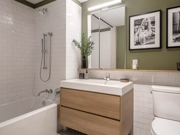 243 West 28th Street image 4 of 14