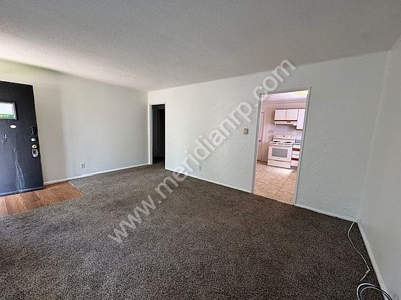 3rd image of 1810 Rosemont Dr