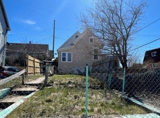 1013 W Lapham Blvd, Milwaukee, WI 53204