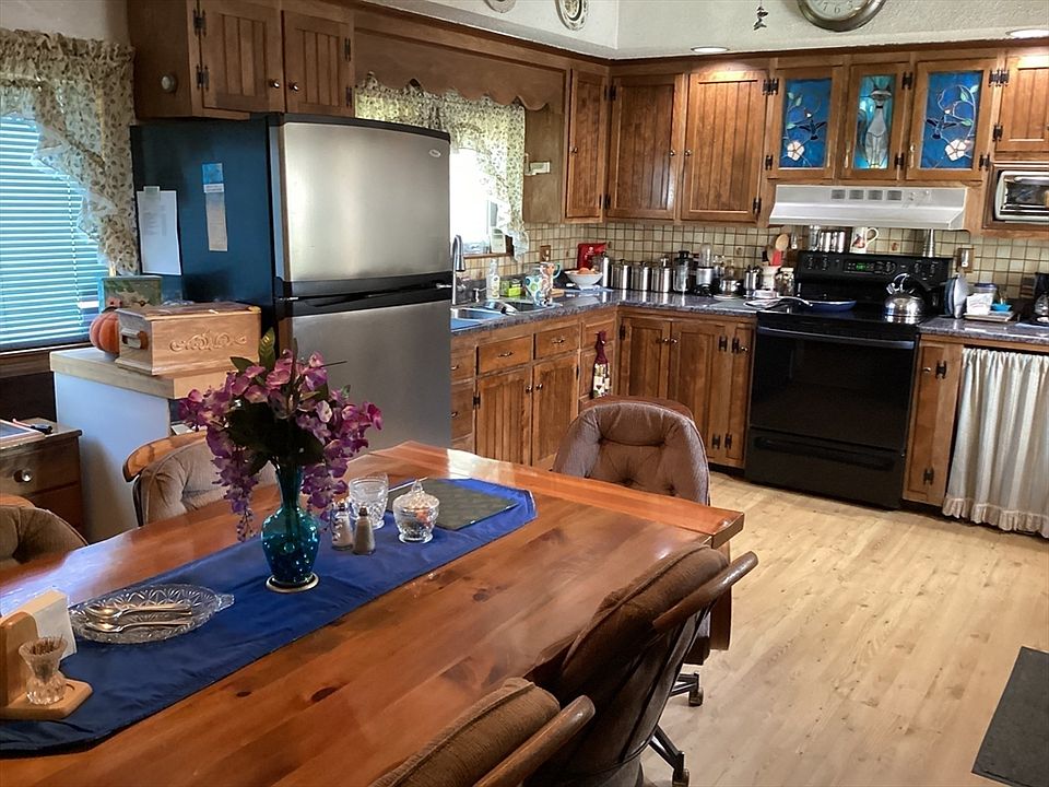 356 Belmont St, East Bridgewater, MA 02333 Zillow