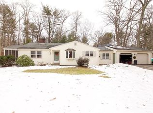 9 Oak Dr, Topsfield, MA 01983