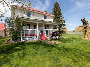 6280 W Dry Creek Rd, Manhattan, MT 59741