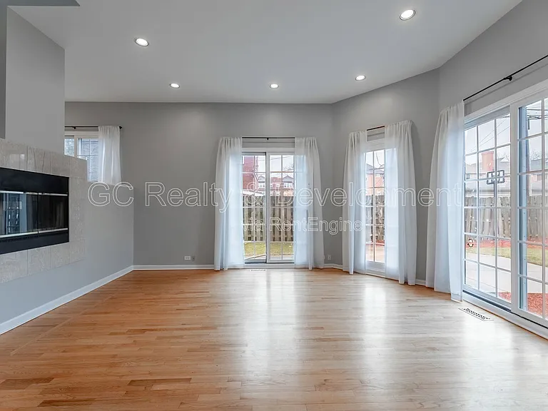 5424 S Ellis Ave #A — Photo 4