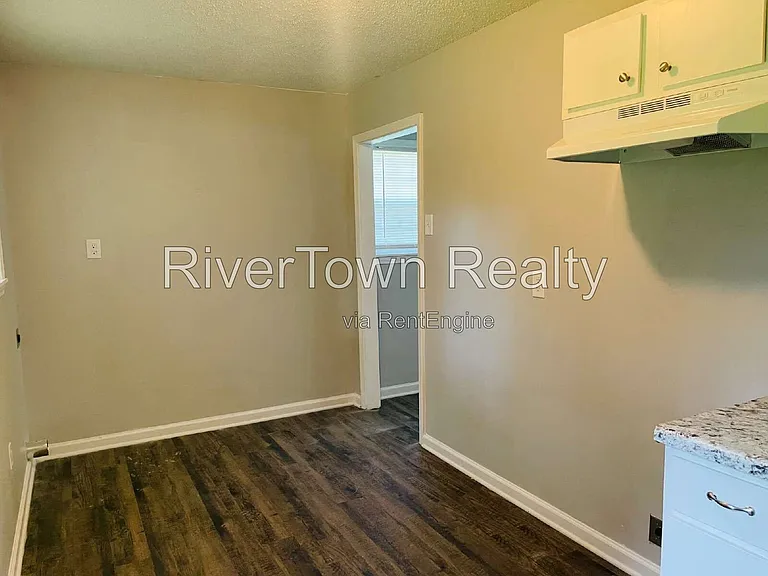 331 Elder Rd — Photo 4