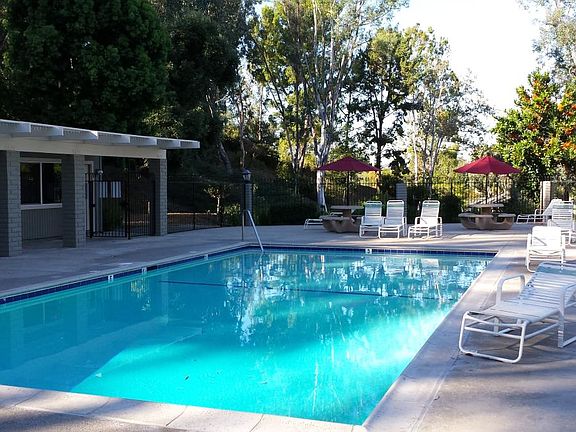 Community pool and jacuzzi.