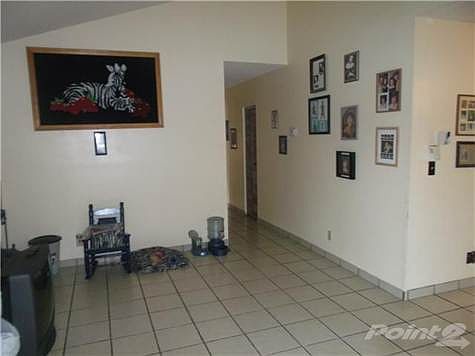 4th image of 10960 NW 27th Pl