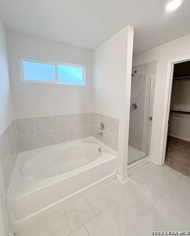 6514 Encore Oaks — Photo 11