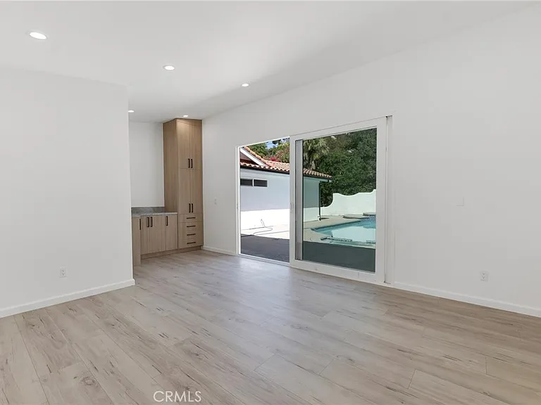 4316 Topanga Canyon Blvd — Photo 33