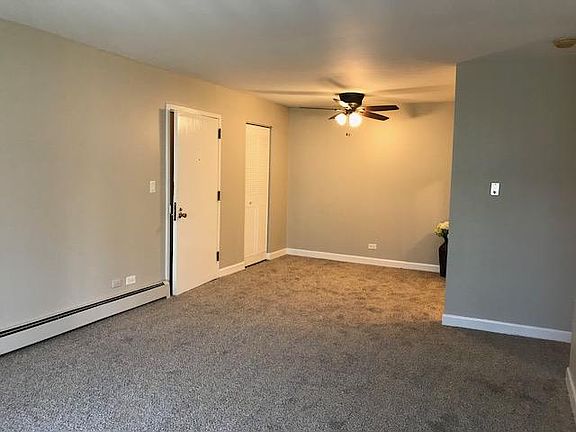 4th image of 960 Westmoreland Dr APT 7