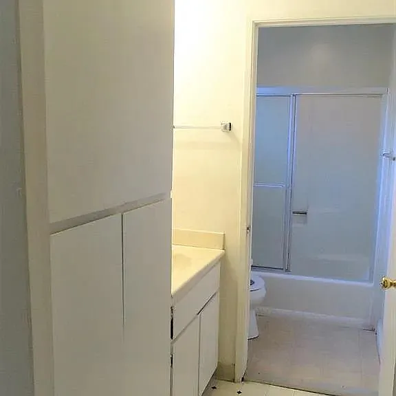 195 E Reed St #8 — Photo 5