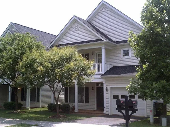 152 Burnet St, Charlottesville, VA 22902