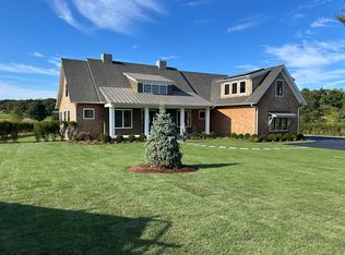 35 Club Dr, Calverton, NY 11933