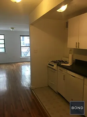 Rented by Bond New York | media 8