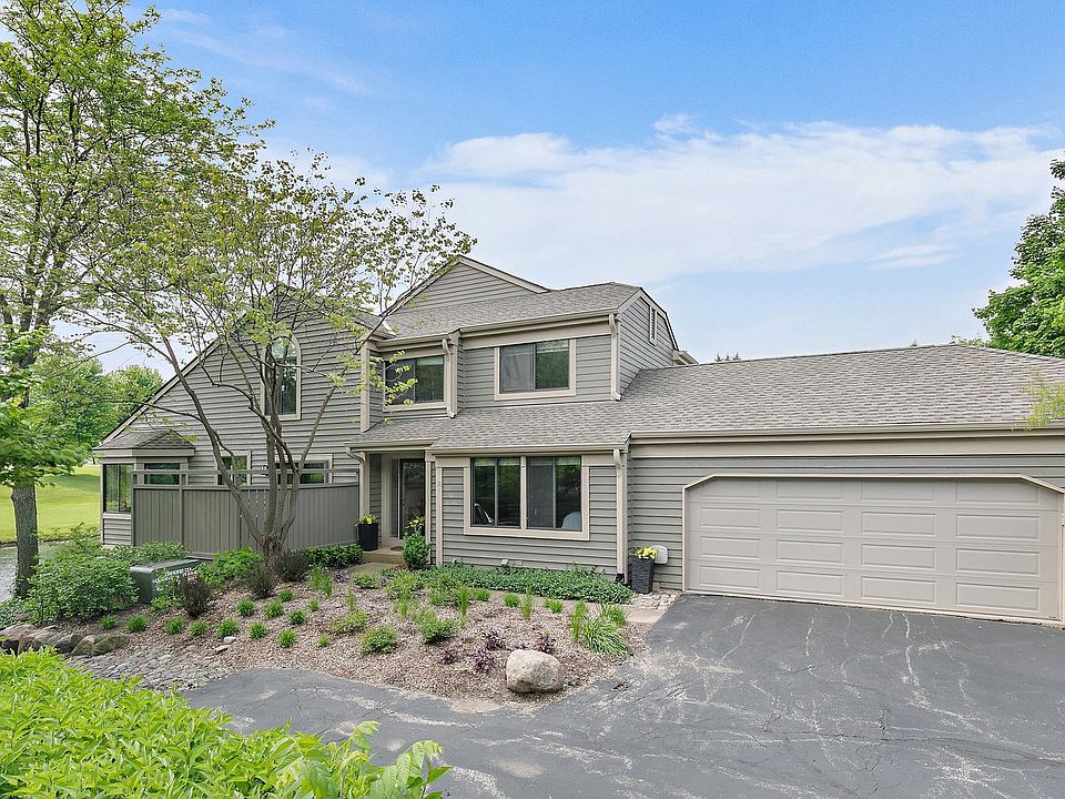1st image of 501 White Oak Ln