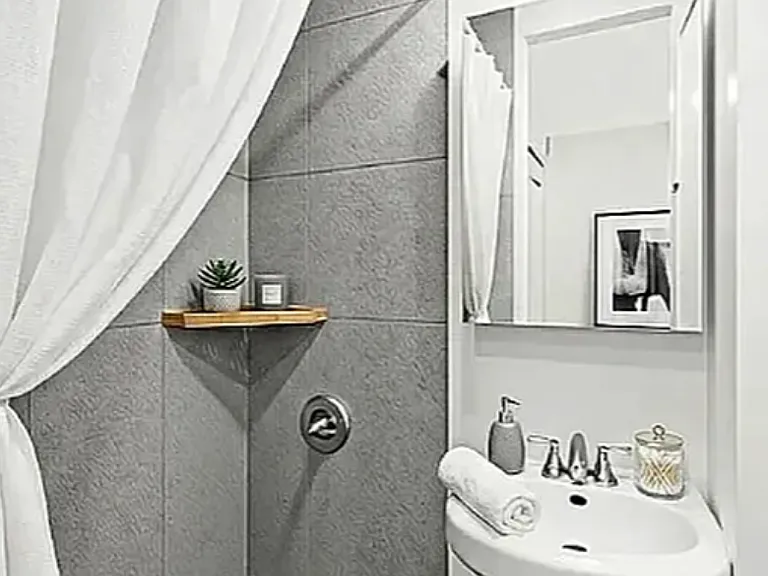 244 W 22nd St #1B — Photo 3