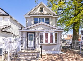 9243 215th St, Queens Village, NY 11428