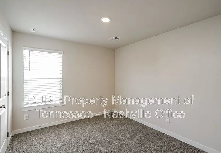 3889 Northbrook Dr — Photo 14