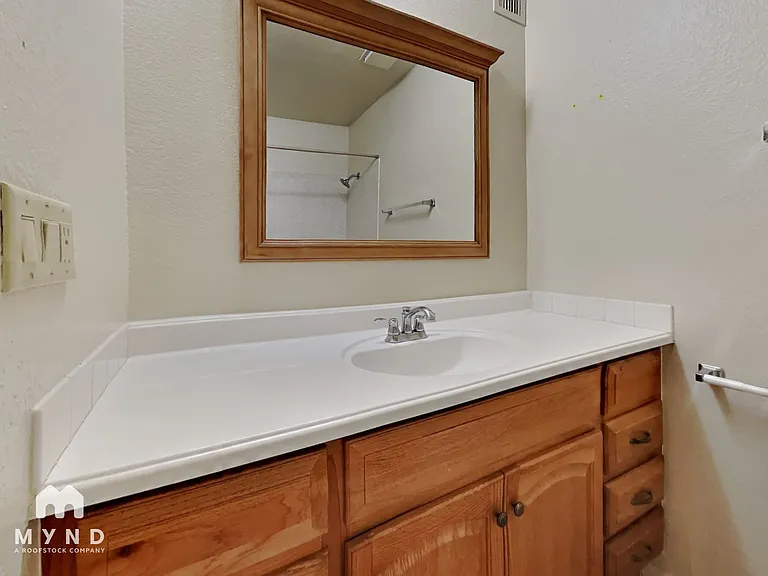 5100 N Miller Rd #23 — Photo 17