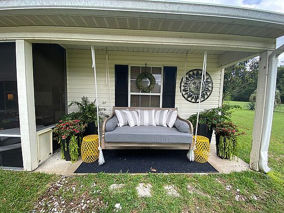 5th image of 5854 NW 50th Ave