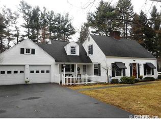 21 Orchard Ln, Fairport, NY 14450