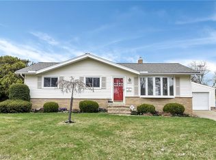3465 W 213th St, Fairview Park, OH