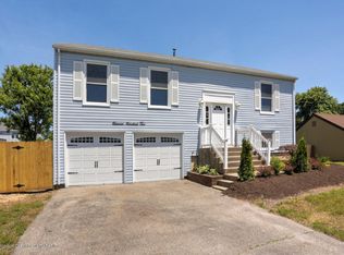 1102 Hazelwood Rd, Toms River, NJ 08753