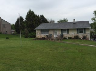 1105 W Bridge St, Spring City, PA 19475