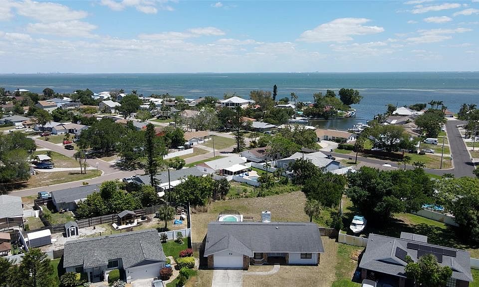 1st image of 4356 TARPON DRIVE SE