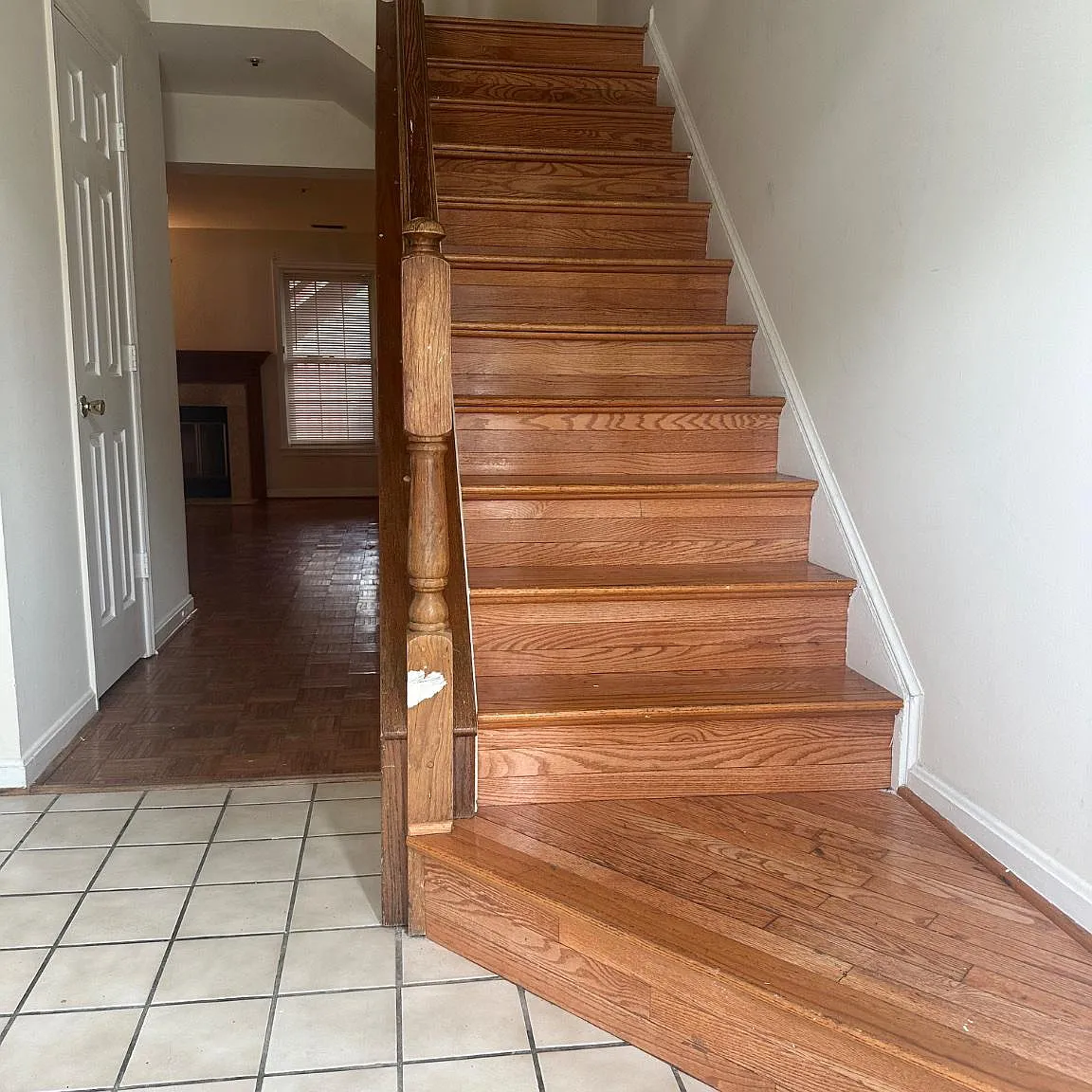 3 bed, 4.0 bath, 1373 sqft, $2,800 — Photo 2
