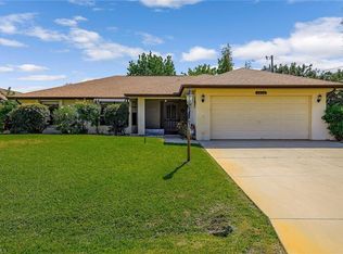 1404 E 4th St, Lehigh Acres, FL 33936