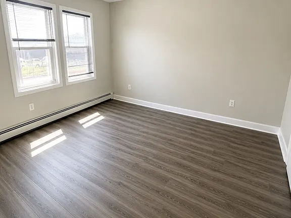 935 Clinton Ave #2B — photo 2 of 7