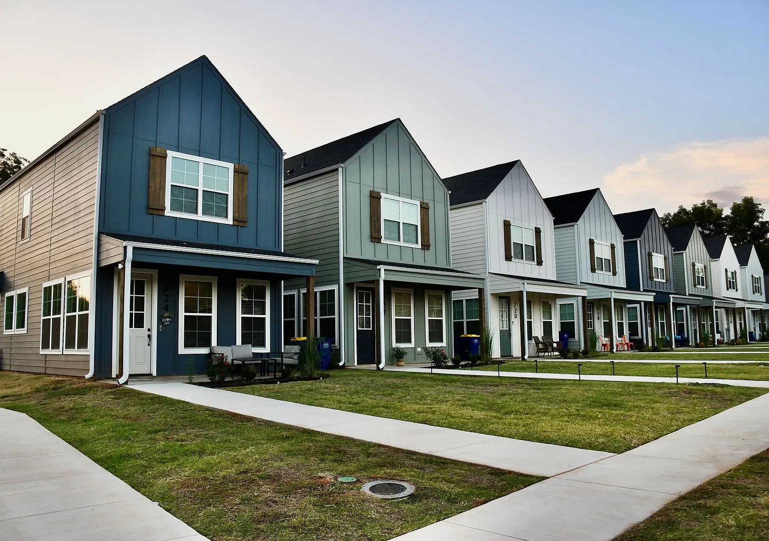 Willow Cottages — Photo 1