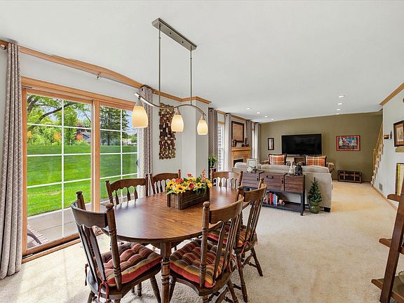 3rd image of 5267 Silver Maple Cir