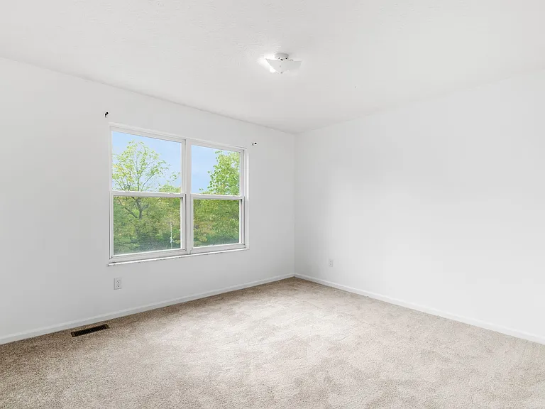 6279 Parkmeadow Ln — Photo 11