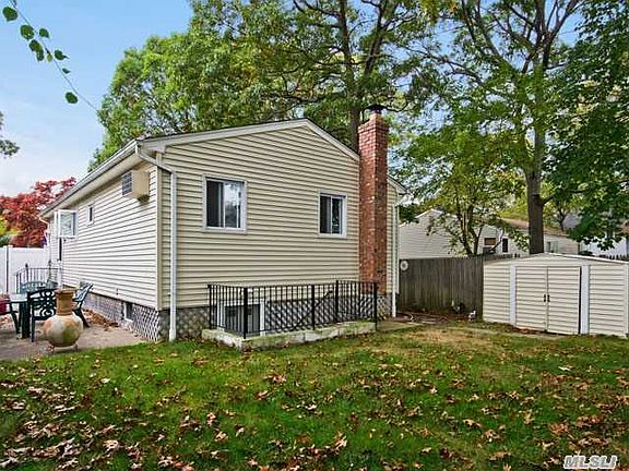 3rd image of 19 Beech St